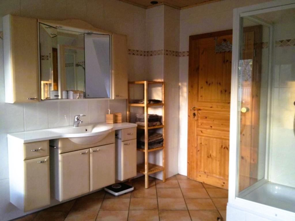 Appartement Dreimaedelhof à Rüdesheim am Rhein Chambre photo